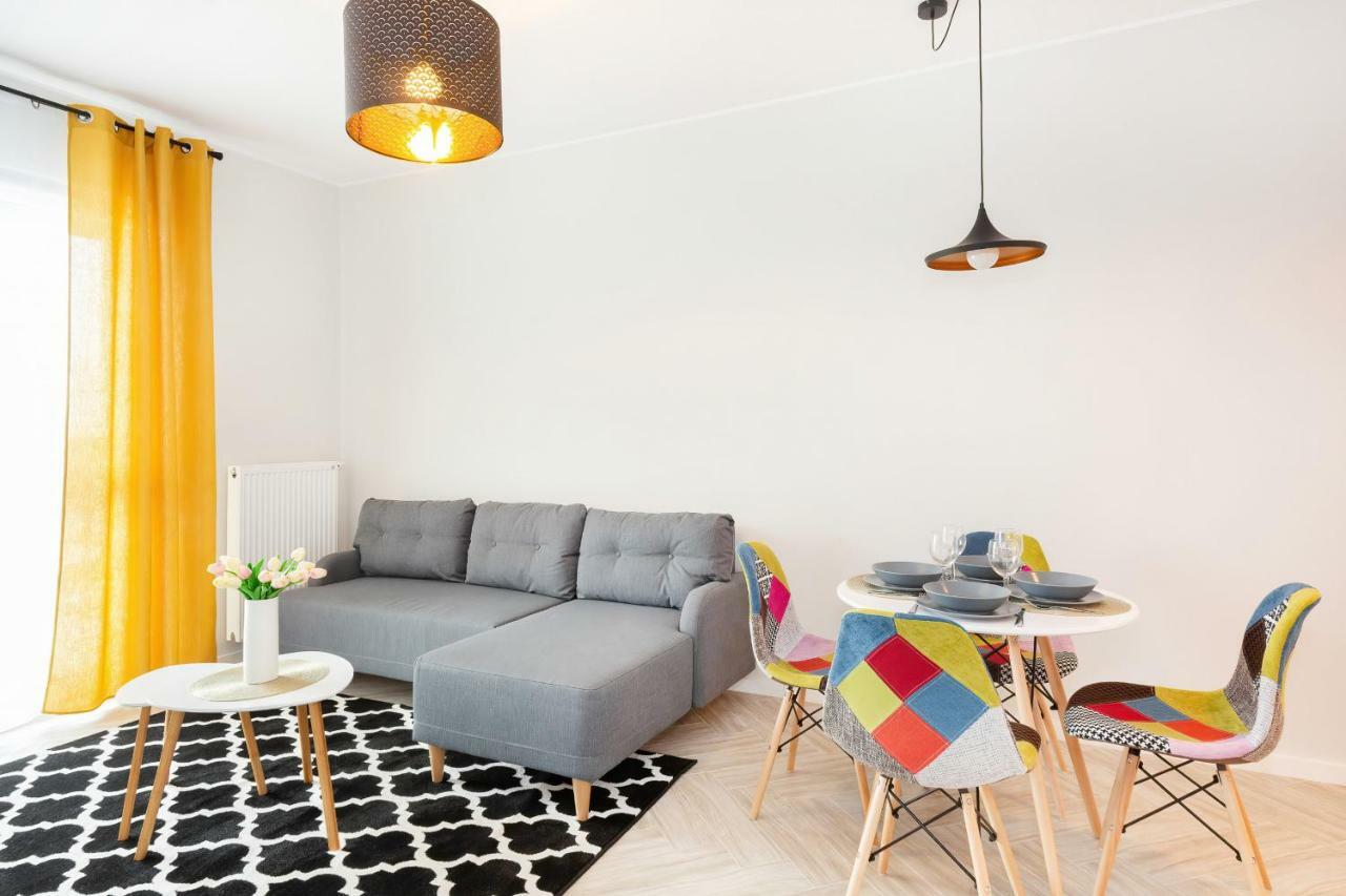 Apartments Rondo Wiatraczna By Noclegi Renters วอร์ซอ ภายนอก รูปภาพ